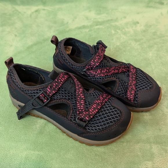Kid's Odyssey by Chaco Size 1 - Picture 2 of 5